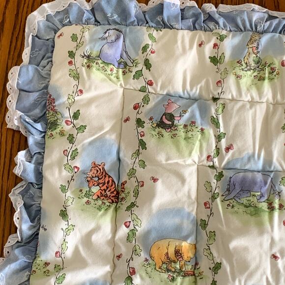 Winnie the Pooh Crib Nursery Set Comforter Headboard Pad Red Calliope 1999 - Picture 5 of 12